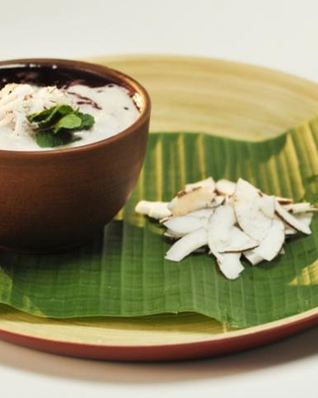 Бубур Инджин — балийский пудинг из черного риса