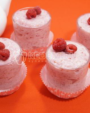 Десерт малиновый