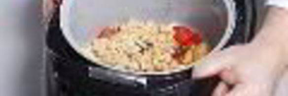 фрукты с шоколадной крошкой в мультиварке