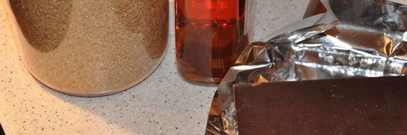 горячий шоколад с медом и корицей