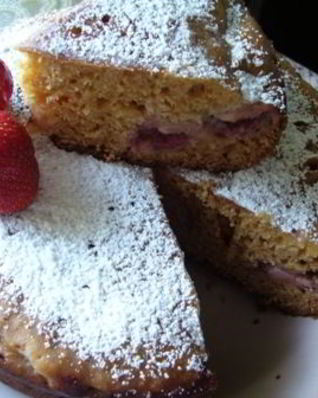 Клубничный десерт в мультиварке