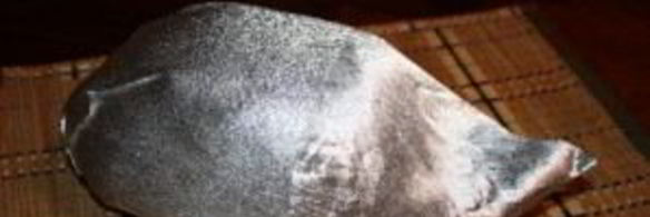 ежик из конфет