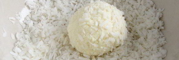 конфеты барфи с кешью и кедровыми орешками