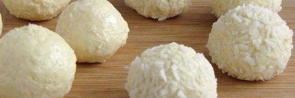 конфеты барфи с кешью и кедровыми орешками