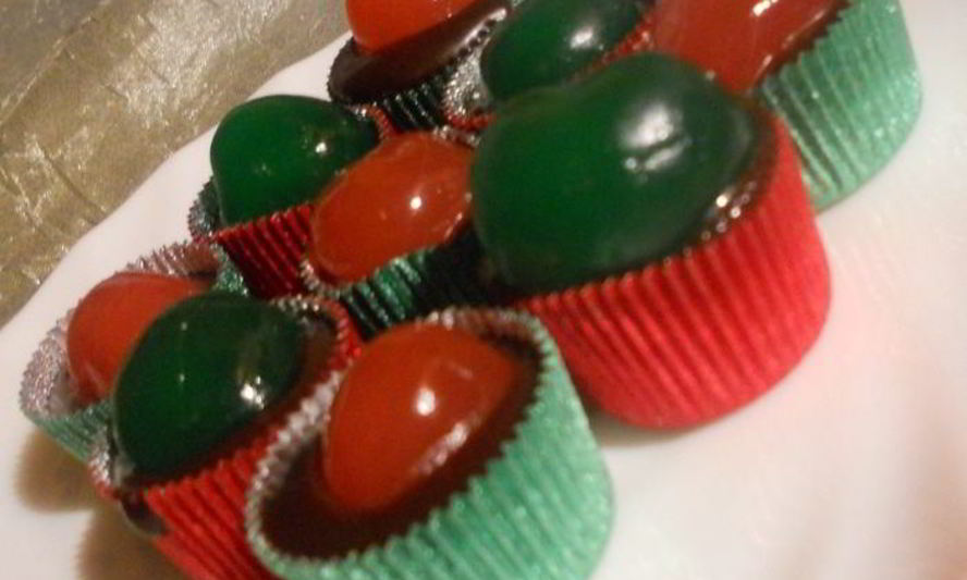 Рецепт мягких шоколадных конфет с ромом и вишней