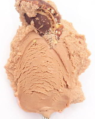 Замороженный йогурт с нутеллой и конфетами Ferrero Rocher