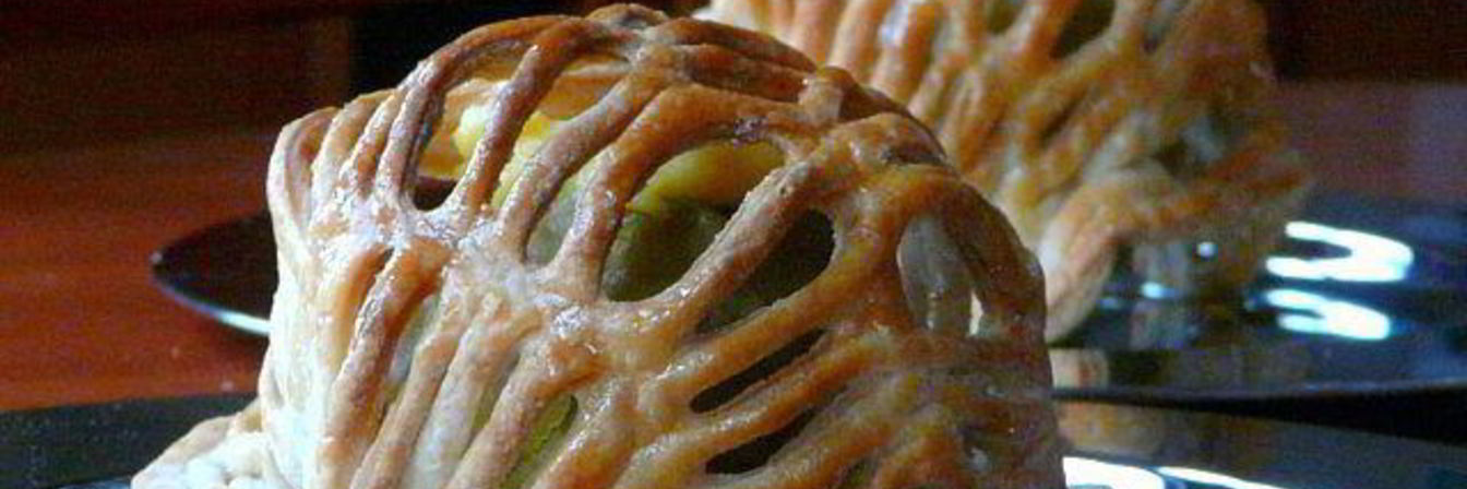 Ажурные яблоки с кремом