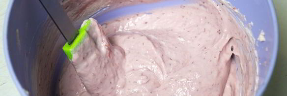 бисквитный рулет с клубничным кремом