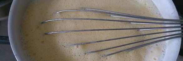 блинчики с клубникой и заварным кремом