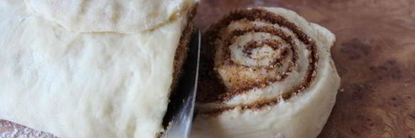 булочки с корицей и сливочным кремом