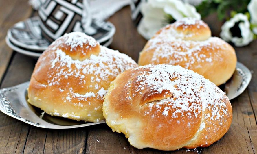 Рецепт испанских булочек с заварным кремом