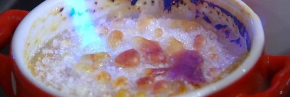 крем-брюле с ромашкой и мелиссой