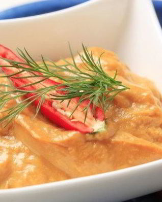 Постный сырный крем с красным перцем