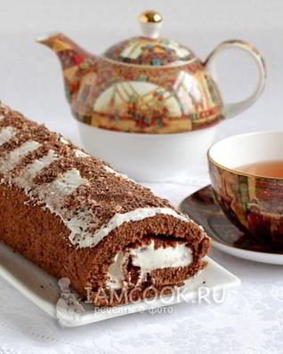 Шоколадный рулет с кремом