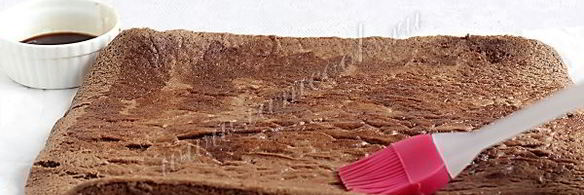 шоколадный рулет с кремом