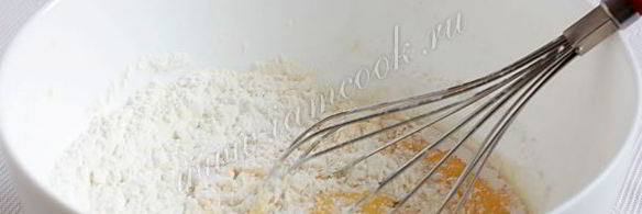 шоколадный рулет с кремом