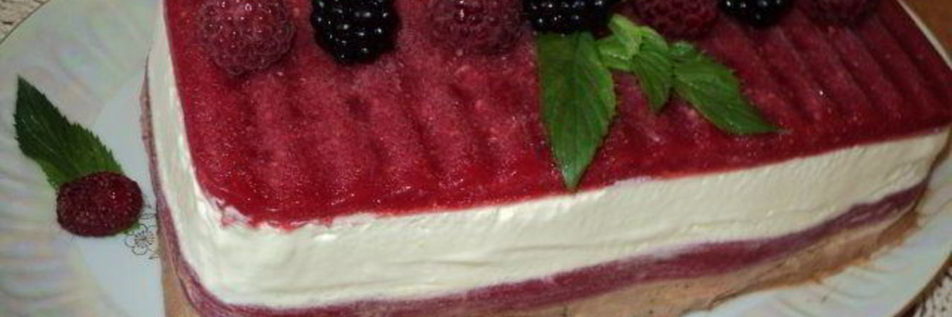 Малиново-шоколадный семифредо