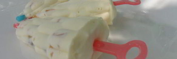 домашнее мороженое со сгущенкой и персиками