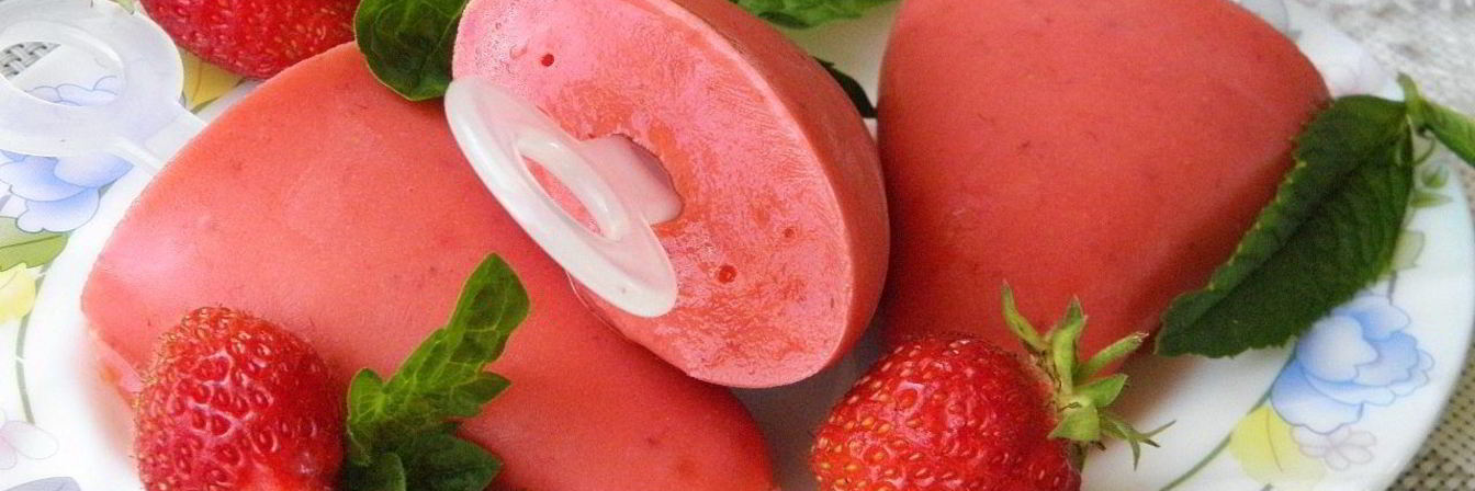 Клубничное мороженое из йогурта