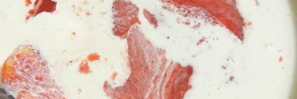 клубничное мороженое