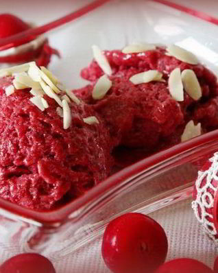 Полезное вишневое мороженое