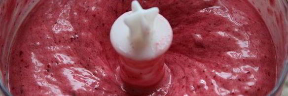 полезное вишневое мороженое