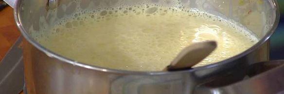 шафранное мороженое