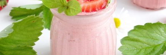 клубнично-зефирный мусс