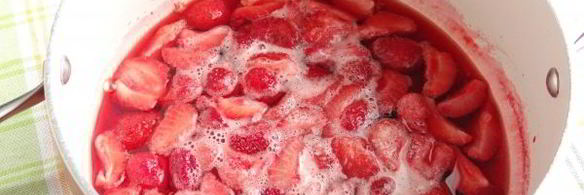 клубнично-зефирный мусс