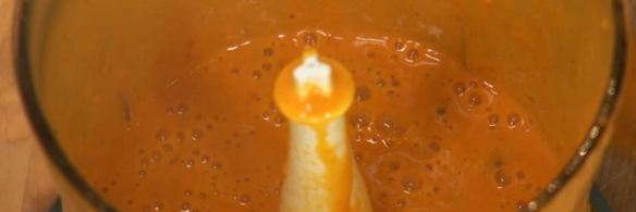 крокодиловый хвост с облепихово-можжевеловым муссом