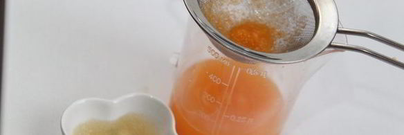 мусс из клементинов в шоколадном стаканчике