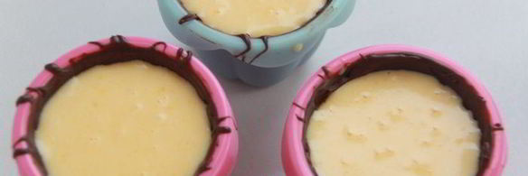 мусс из клементинов в шоколадном стаканчике