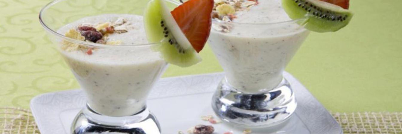 Мусс с киви и клубникой