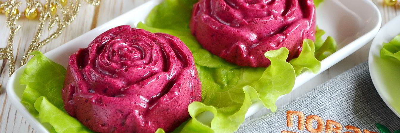 Пикантный свекольный мусс с селедкой