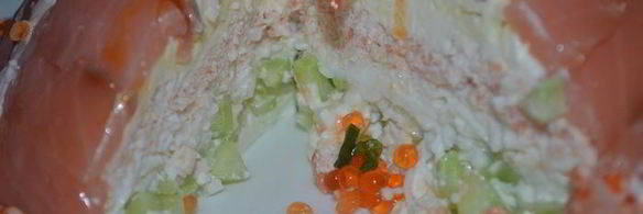 праздничный цукотто из форели с нежнейшим креветочным муссом, огурцом и сливочным кремом