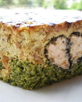 Рыбный террин с креветочным муссом на подушечке из брокколи