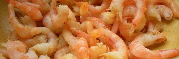 рыбный террин с креветочным муссом на подушечке из брокколи