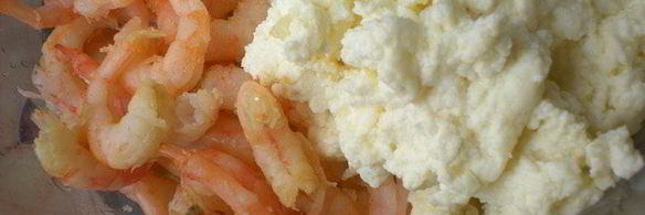 рыбный террин с креветочным муссом на подушечке из брокколи