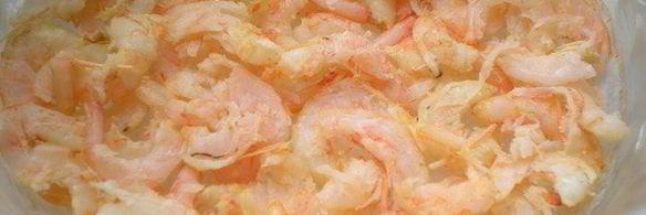 рыбный террин с креветочным муссом на подушечке из брокколи