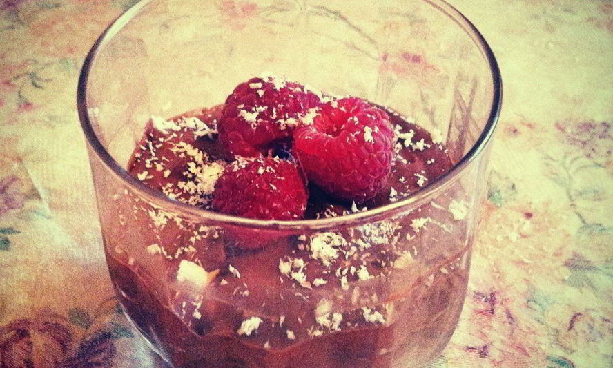 Рецепт шоколадного мусса с миндалем