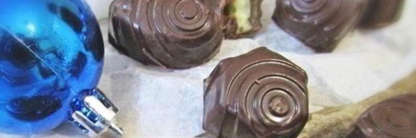 Шоколадные конфеты с персиковым муссом