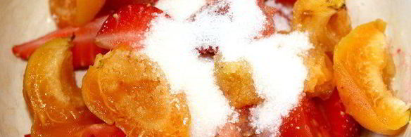 винное желе с нежным рисовым муссом и томатно-ягодным соусом