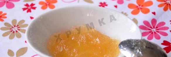 панна-котта со сгущенным молоком и клубничным конфитюром