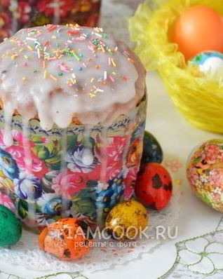 Кулич с миндалем и лимонной цедрой