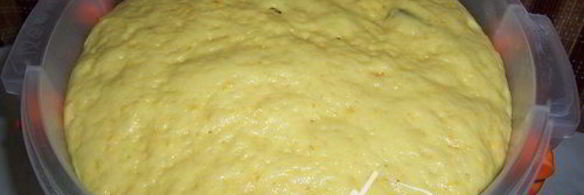 сладкий кулич с апельсиновой ноткой