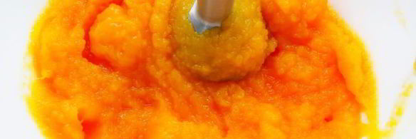 тыквенный кулич с лавандовой сливочной глазурью