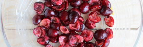 шоколадный клафути с черешней