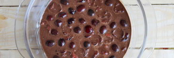 шоколадный клафути с черешней