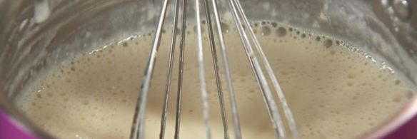 чайное суфле с облепиховым соусом