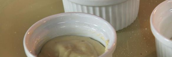 чайное суфле с облепиховым соусом